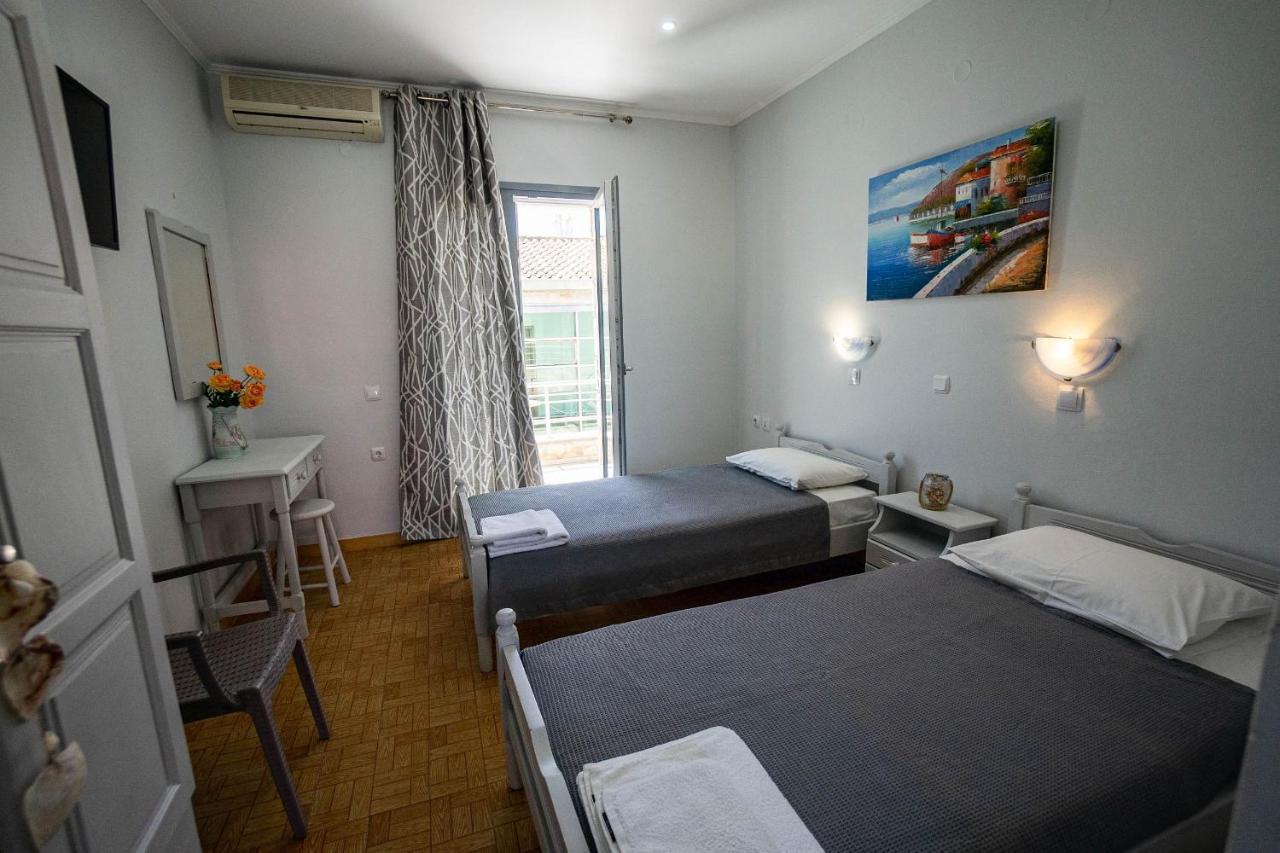 Golden Dolphin Studios & Apartments Alikes Pokój zdjęcie